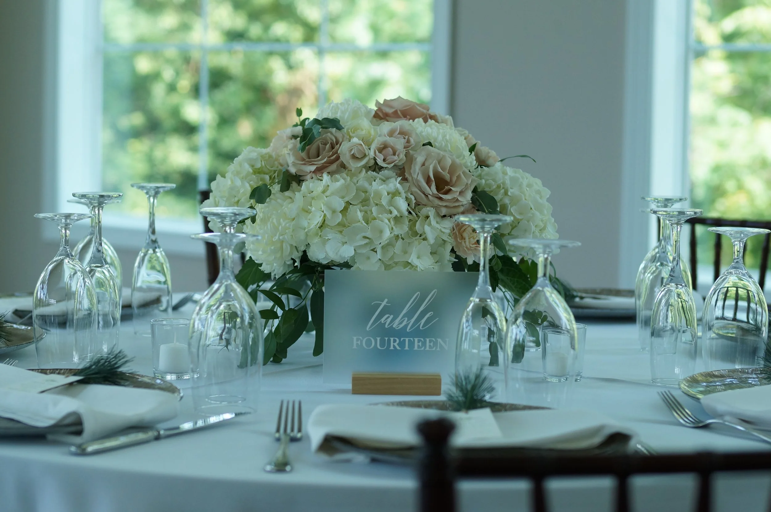 classic centerpiece blushed.jpeg