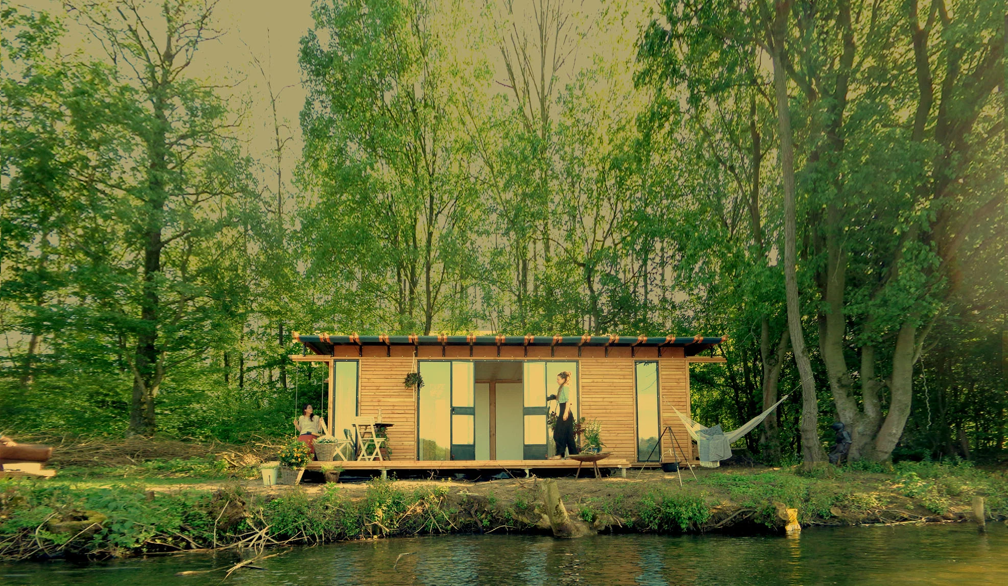 hugahome_lake.jpg