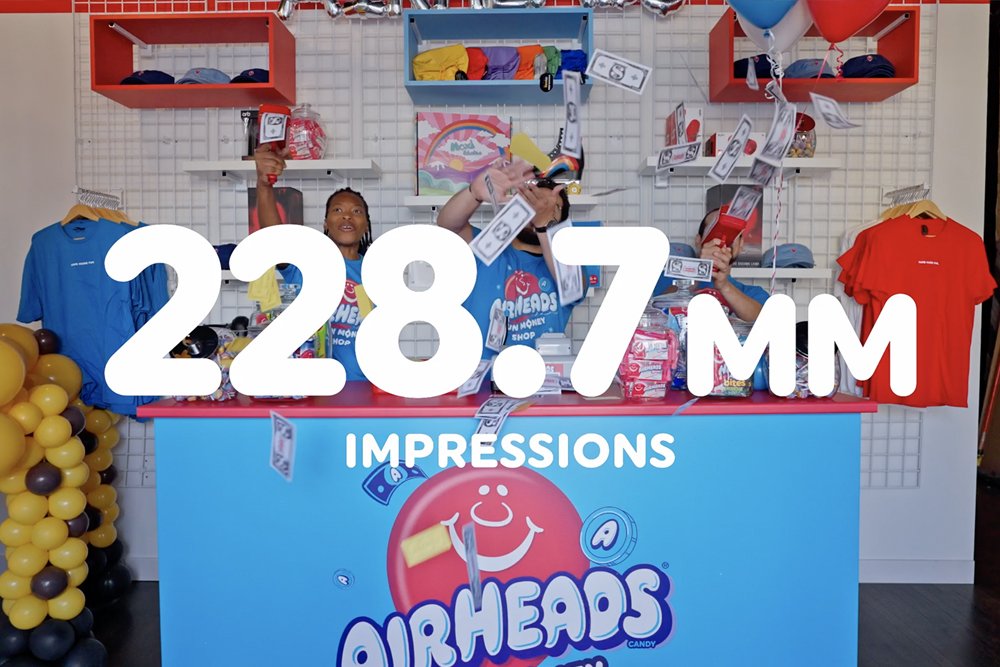 PhilipeDiao_Airheads_FunMoneyShop_8.jpg