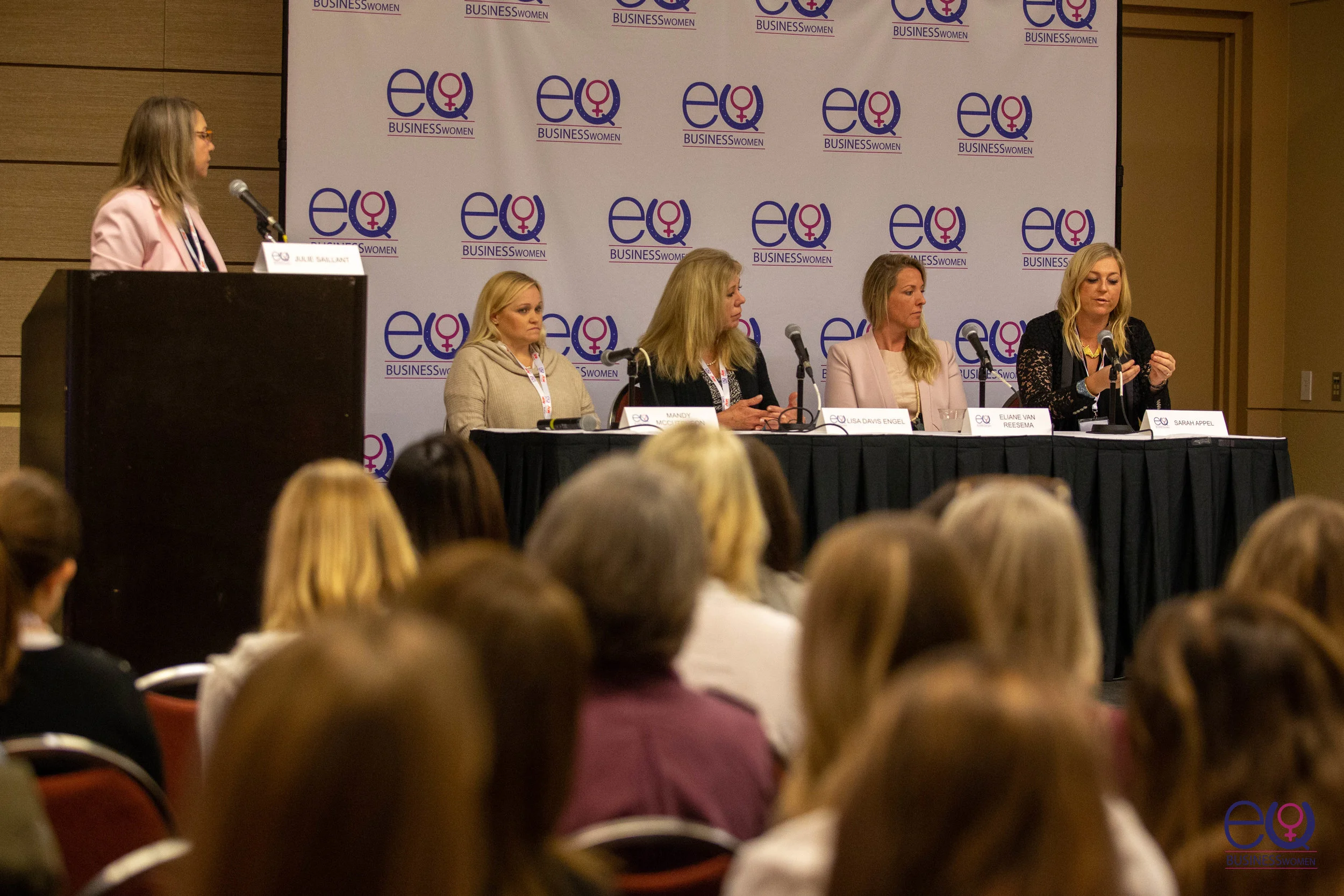 Work Life Balance Panel with Crowd by Jump Media-0999.jpg