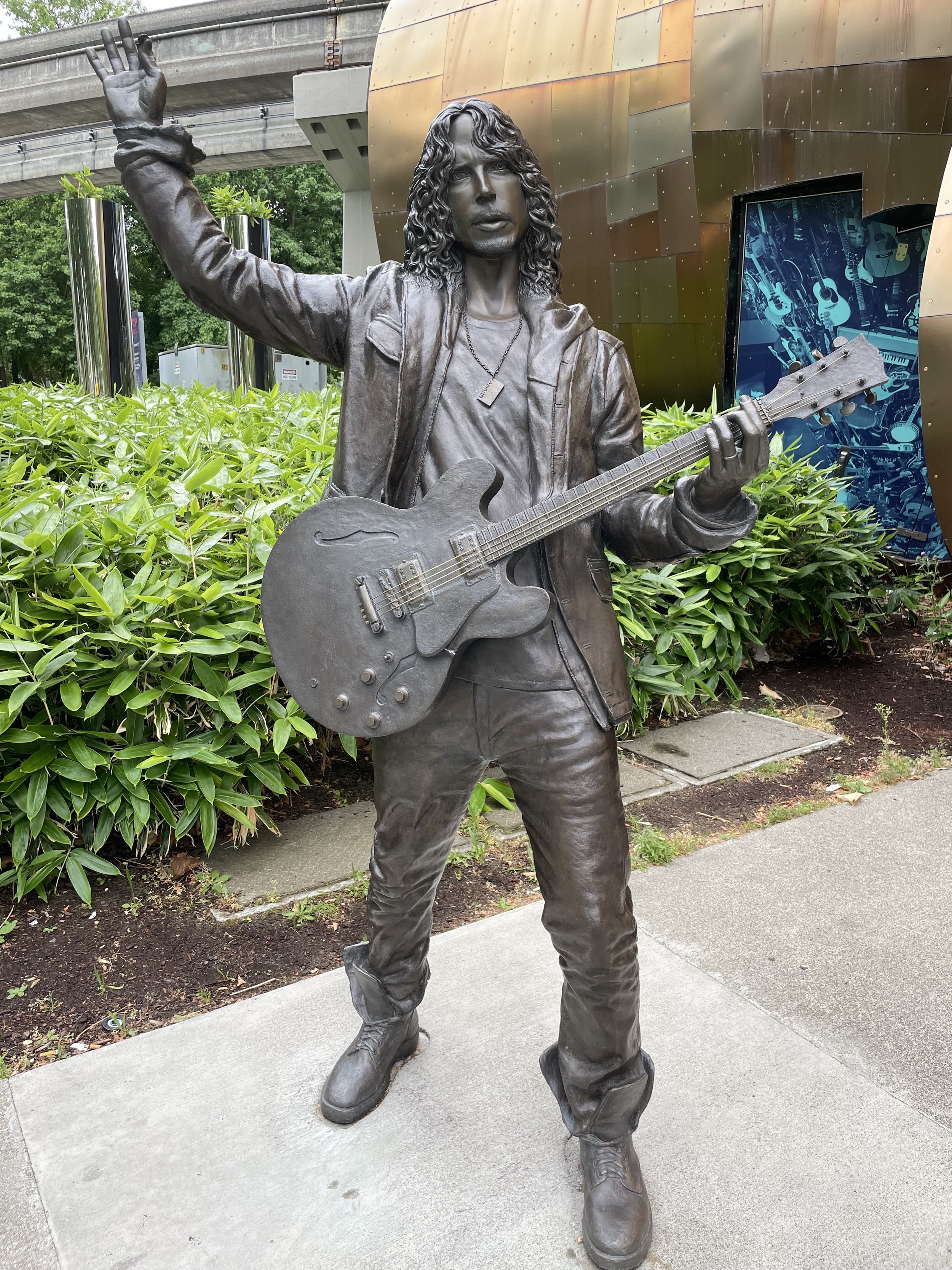 Chris Cornell statue