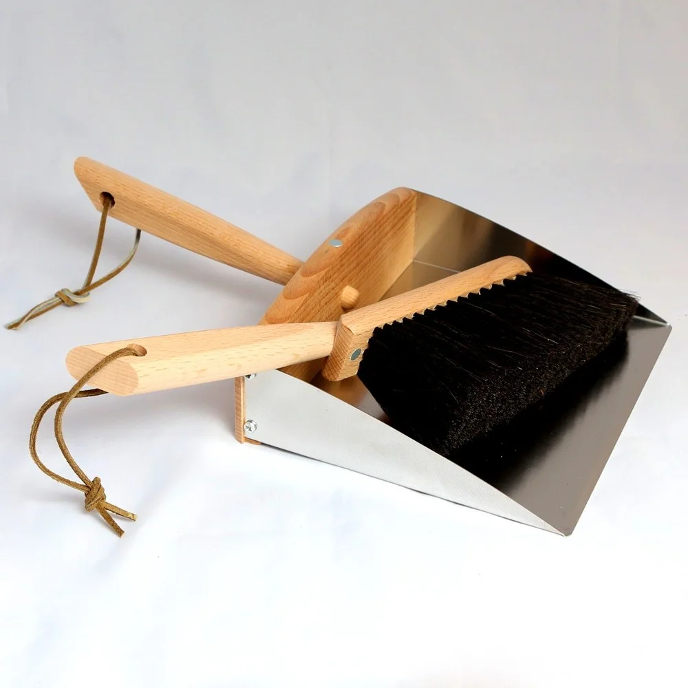 magnetic dustpan and brush set