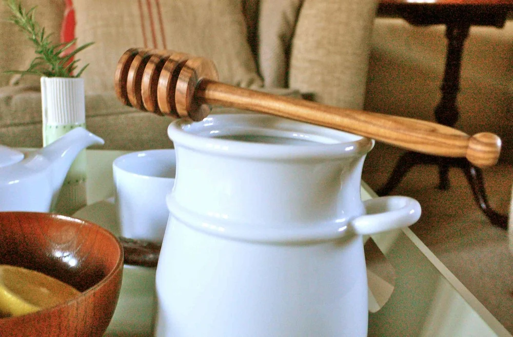 Olive wood honey dipper