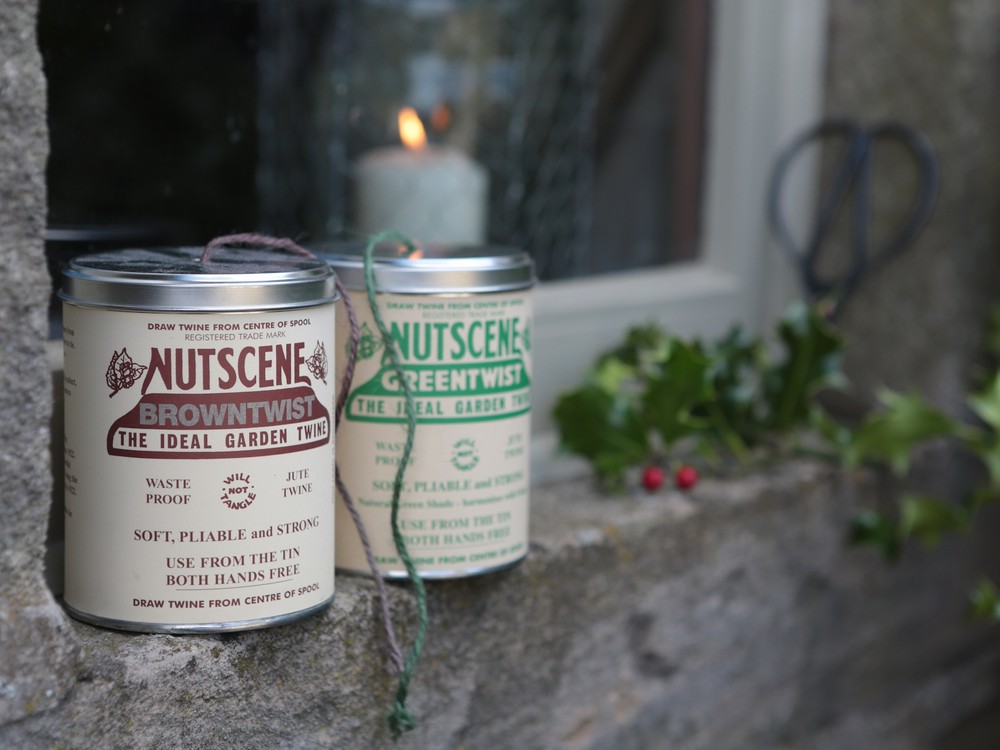 Nutscene Tin O'Twine
