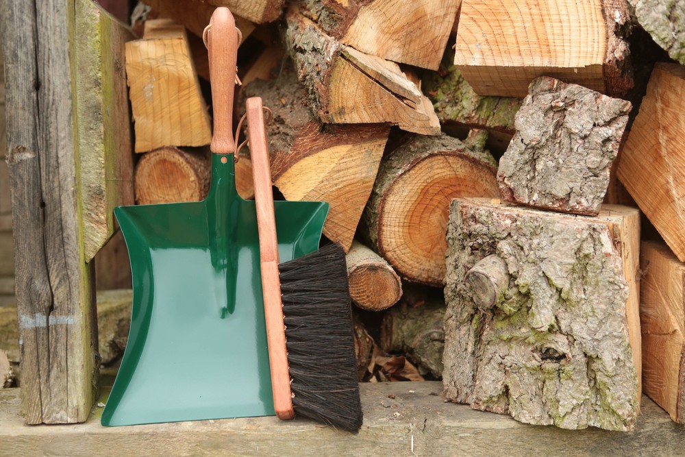 Redecker Green Dust Pan and Brush set