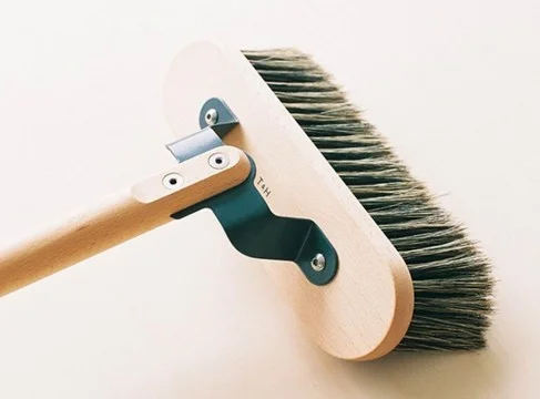 Turner & Harper Hog Bristle Broom