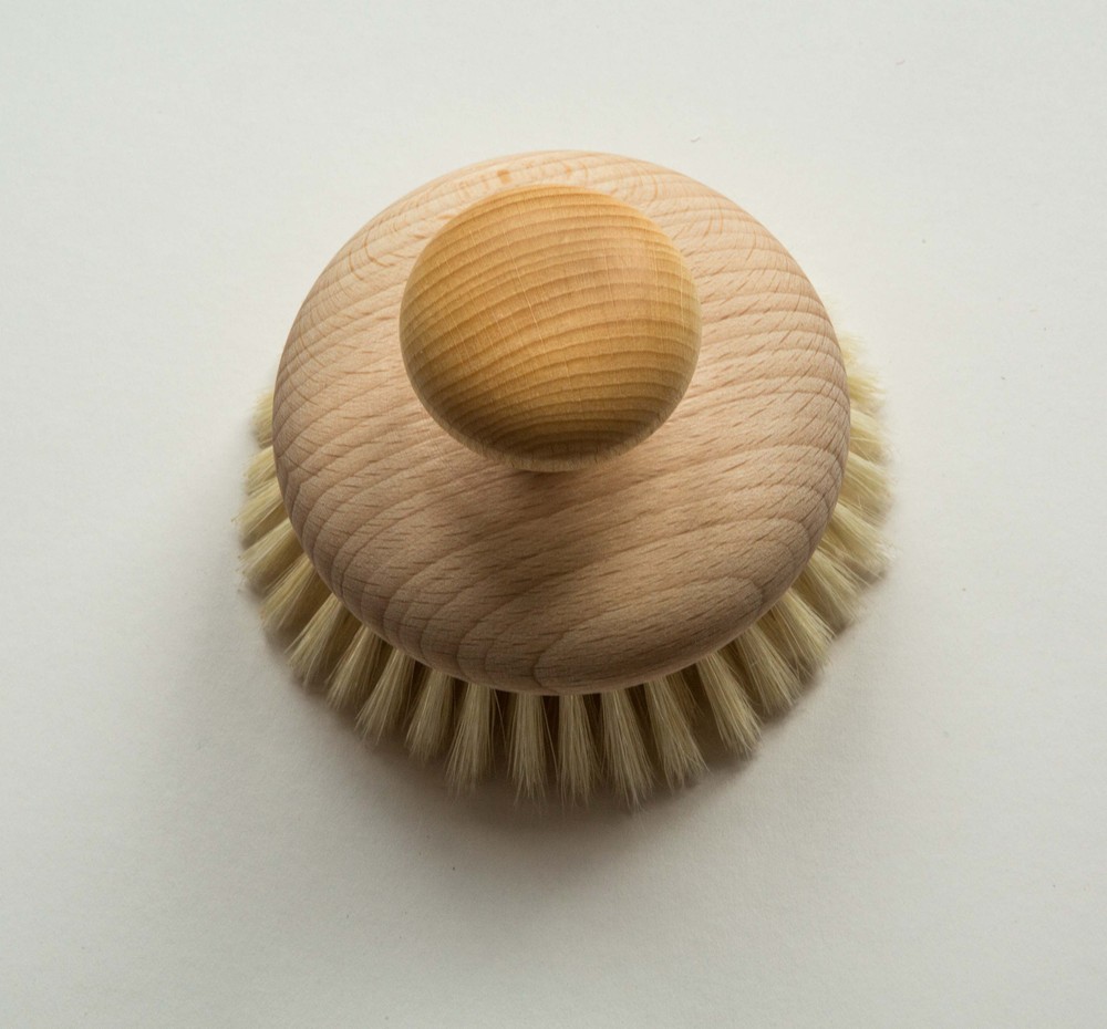 beechwood massage brush with knob