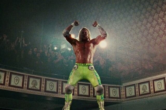 𝒮𝓉𝓇𝑒𝒶𝓂𝒾𝓃𝑔 𝒾𝓃 𝒾𝓈𝑜𝓁𝒶𝓉𝒾𝑜𝓃:

THE WRESTLER (2009) dir. Darren Aronofsky

Cinematography by Maryse Alberti

Mickey Rourke's body is on full display in Darren Aronofksy's absorbing character study, captured from majestic angles that tran