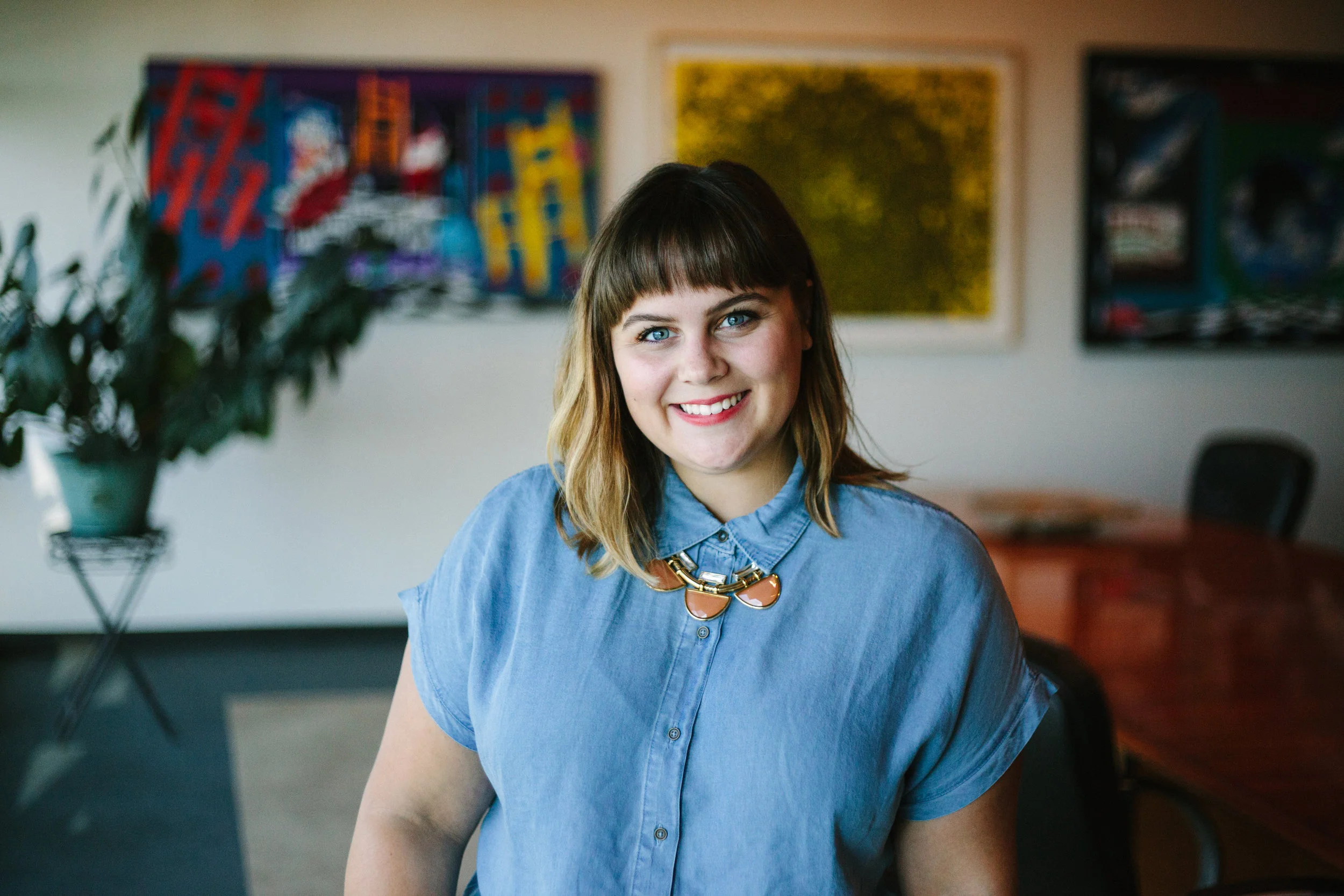 Lily Voss | Executive Client Coordinator Lily hopped on the Sapper train after getting her bachelors in photography from Webster University. When she isn't in the office or doing freelance photo jobs, she enjoys checking out the latest restaurants in town, reporting on celeb gossip, catching a movie, or fitting in a weekend trip.