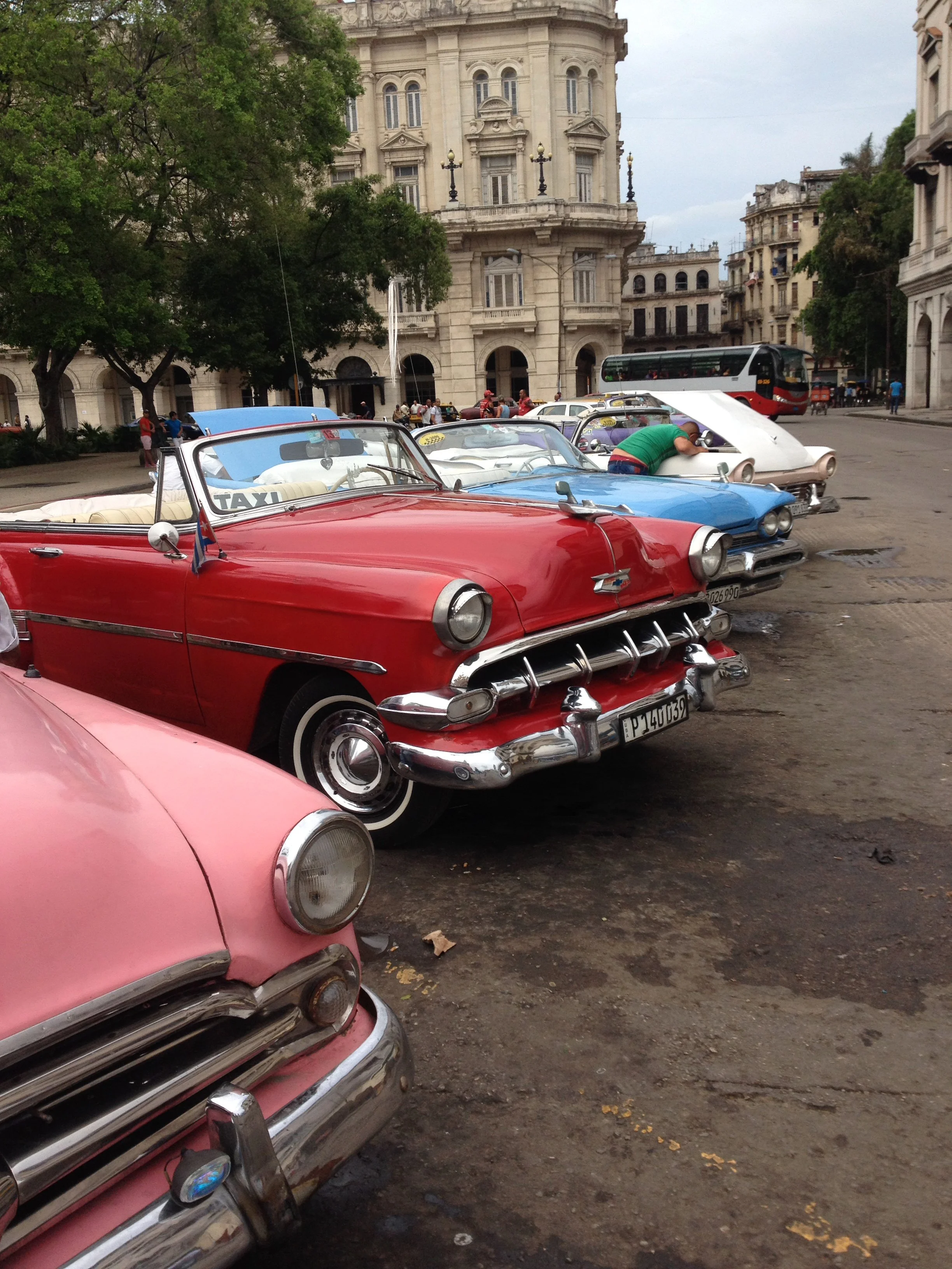 CubaCars.jpeg
