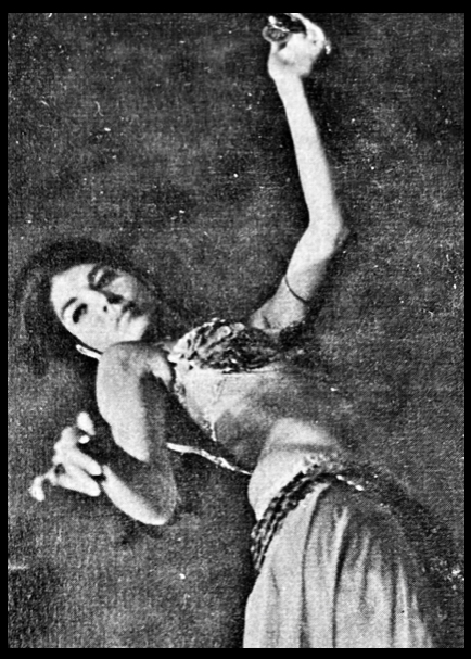 Belly dancer in black and white