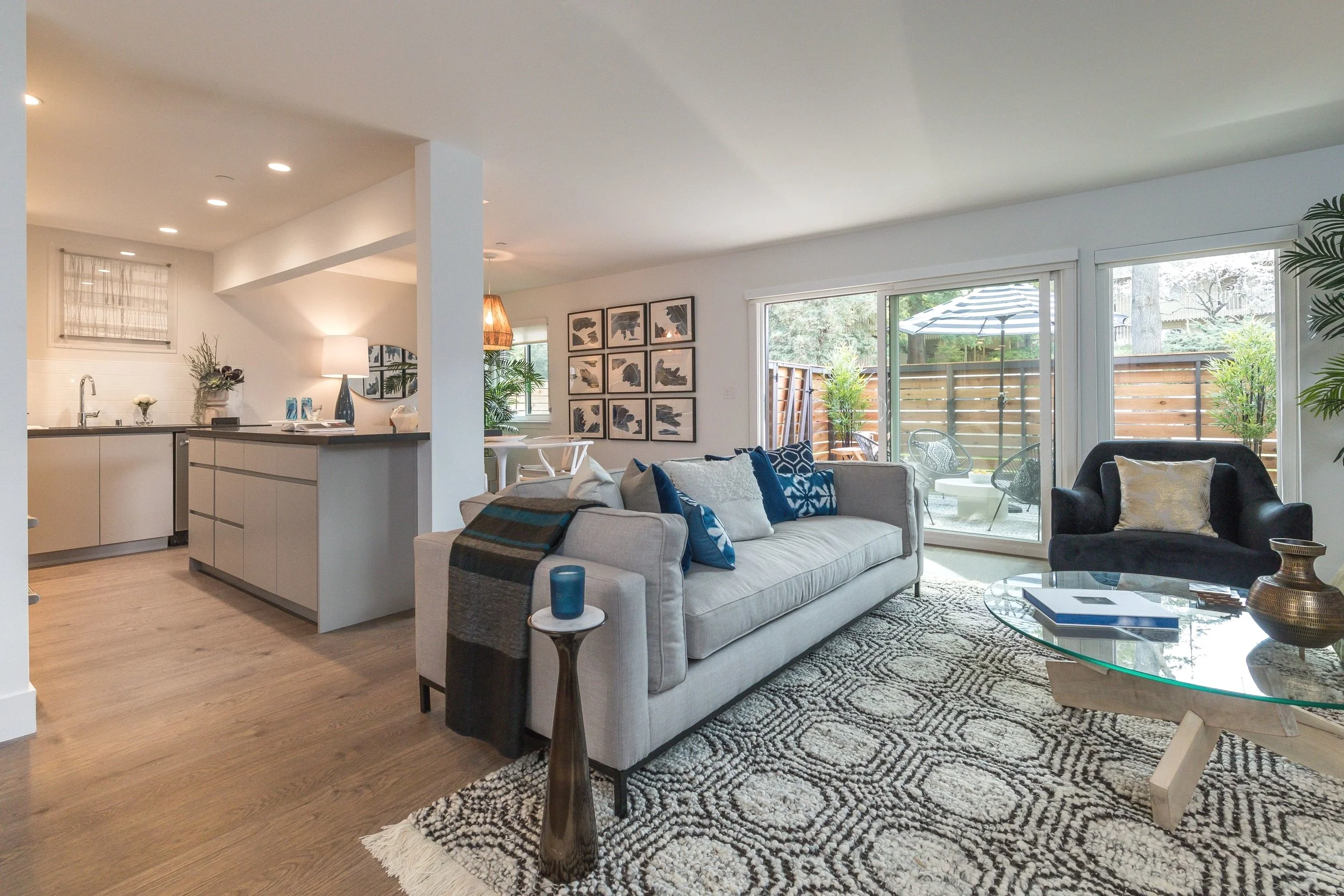 Sharon-Green_menlo+park_Open+COncept+Living+room+Kitchen+DIning+Room_compressor_low+res.jpg
