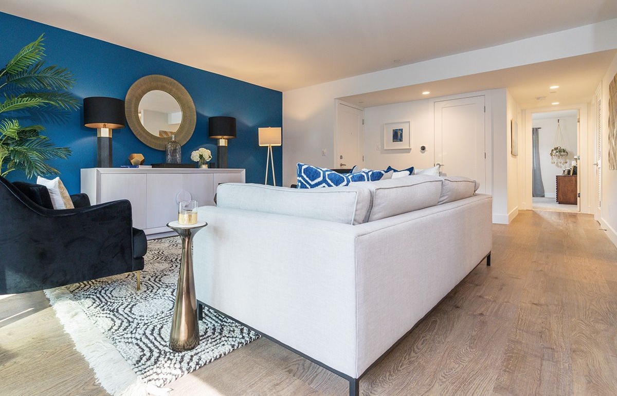 Sharon-Green-Menlo-Park_Model-A2_Living-room_V1-5.jpg