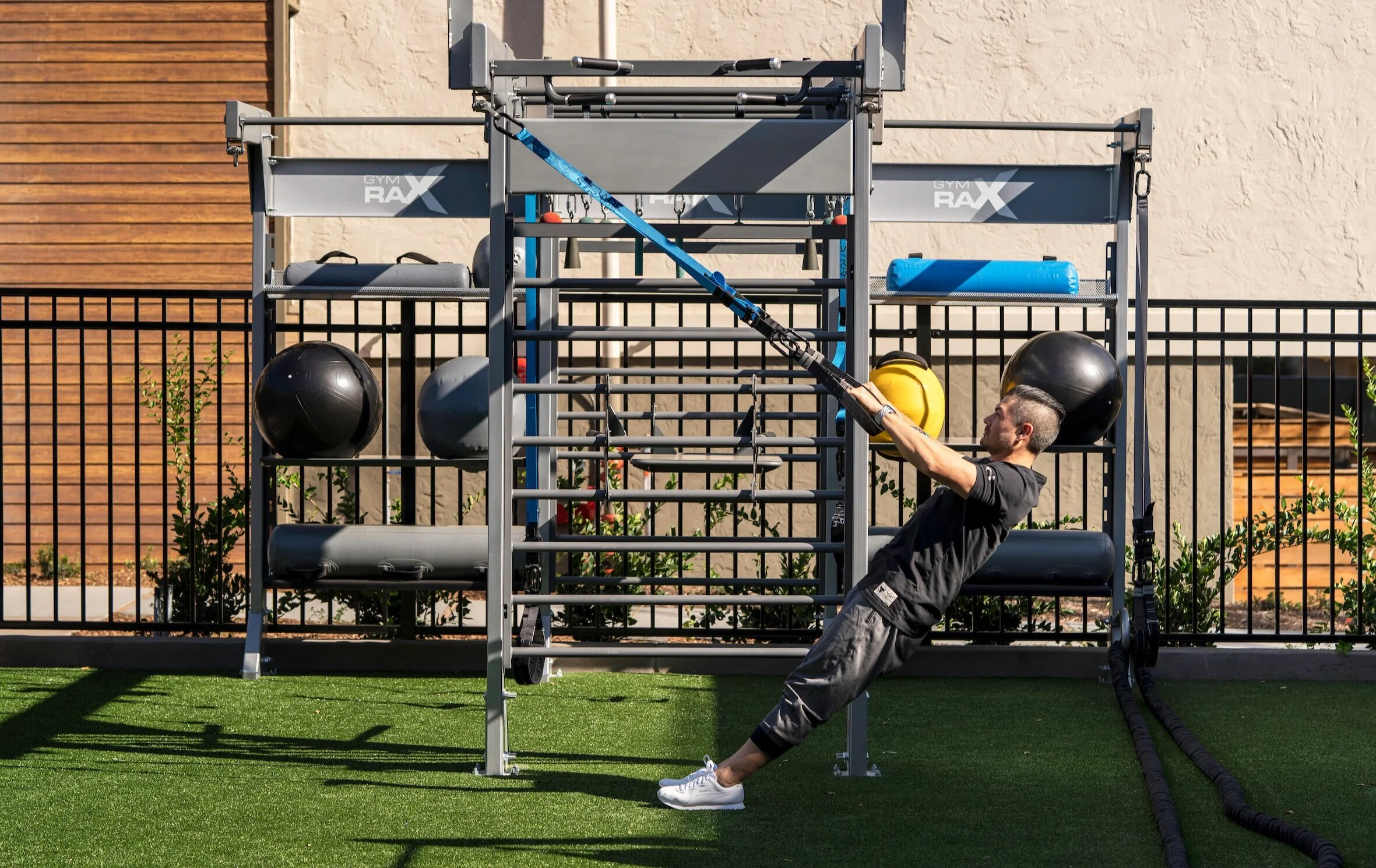 Sharon+Green+Menlo+Park_Clubhouse+with+Indoor+Outdoor+Fitness+Center_190926_1556.jpg