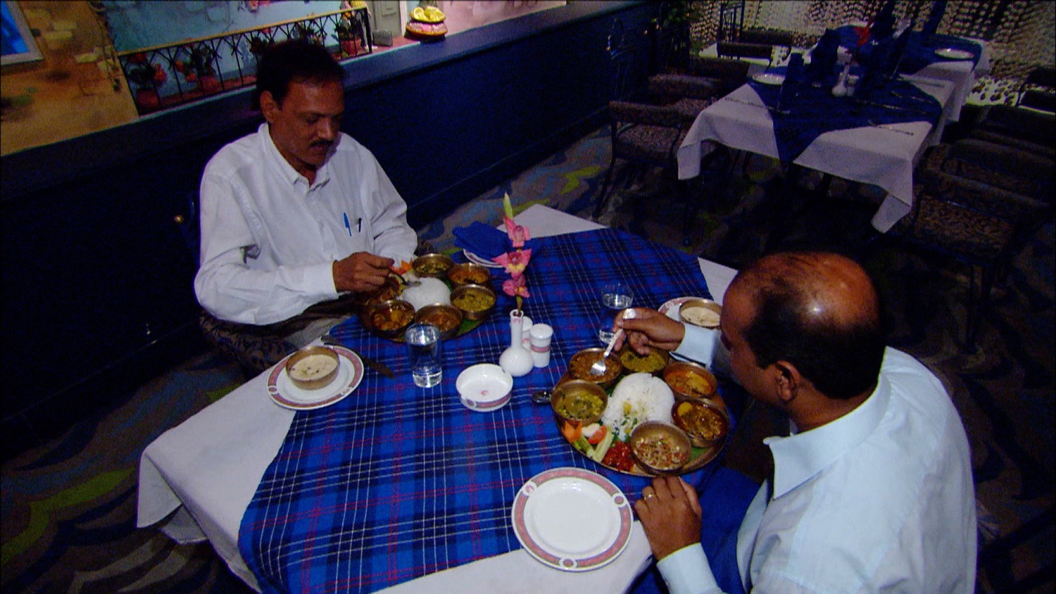 FFOTW_108_guys eating.jpg