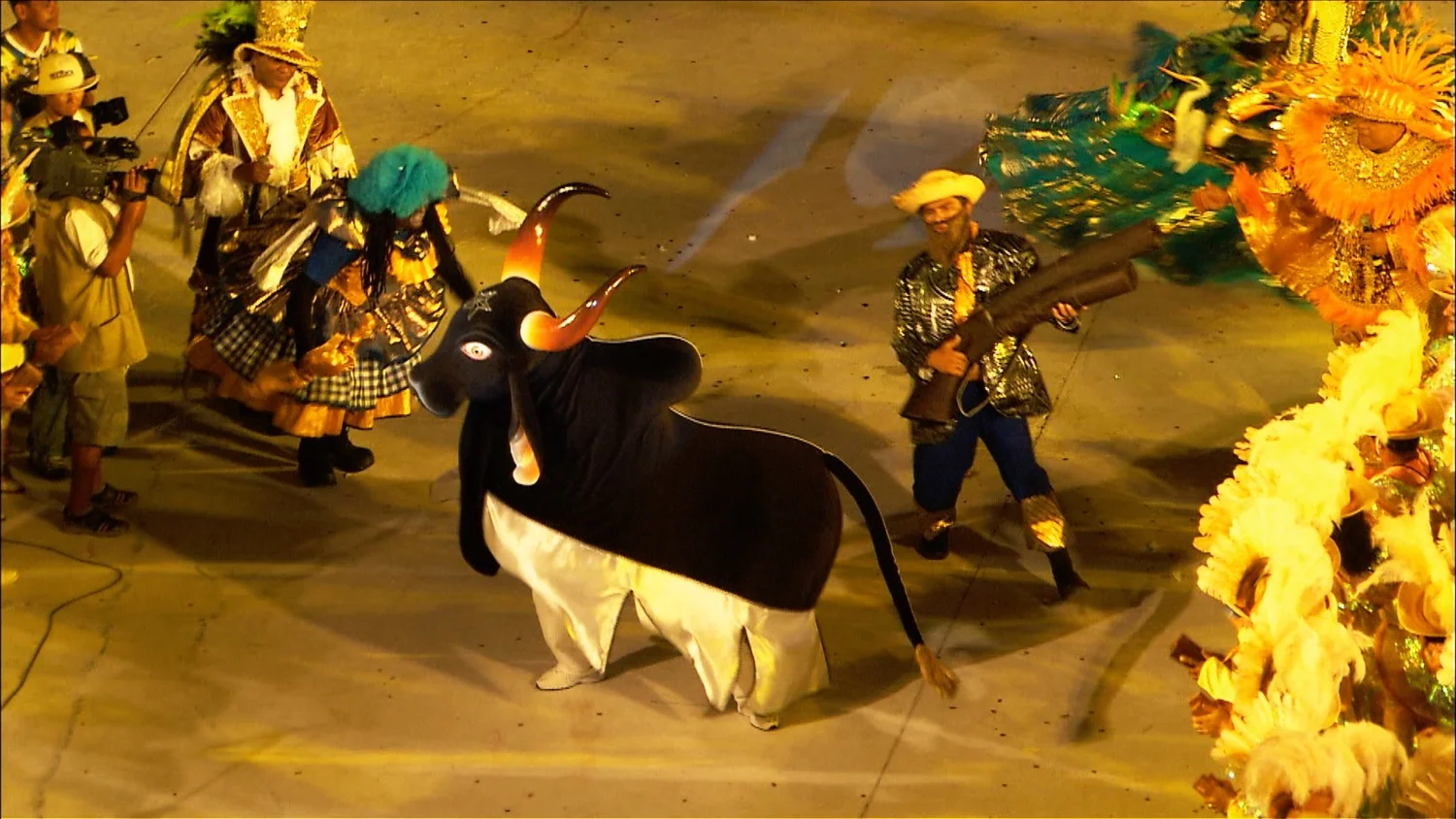 FFOTW_208_ws bull and hunter.jpg