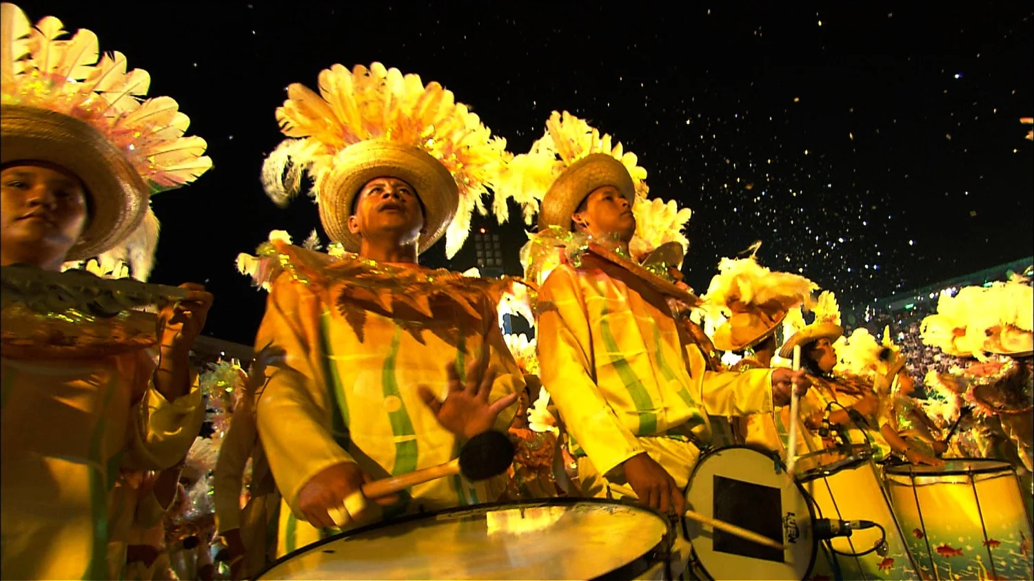 FFOTW_208_yellow drummers.jpg