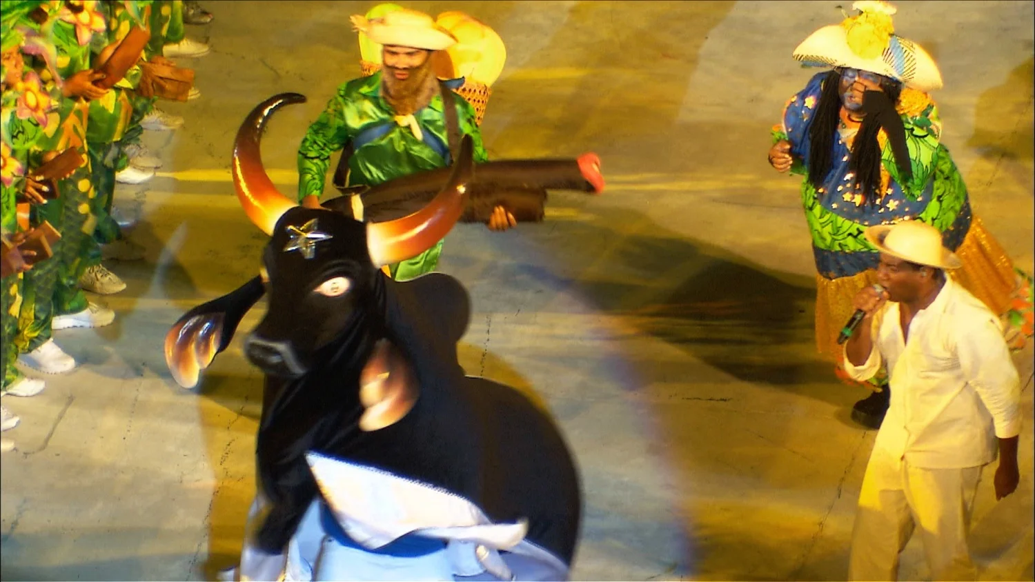 FFOTW_208_bull with hunter.jpg