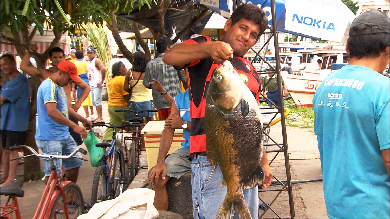 FFOTW_208_guy holding fish.jpg