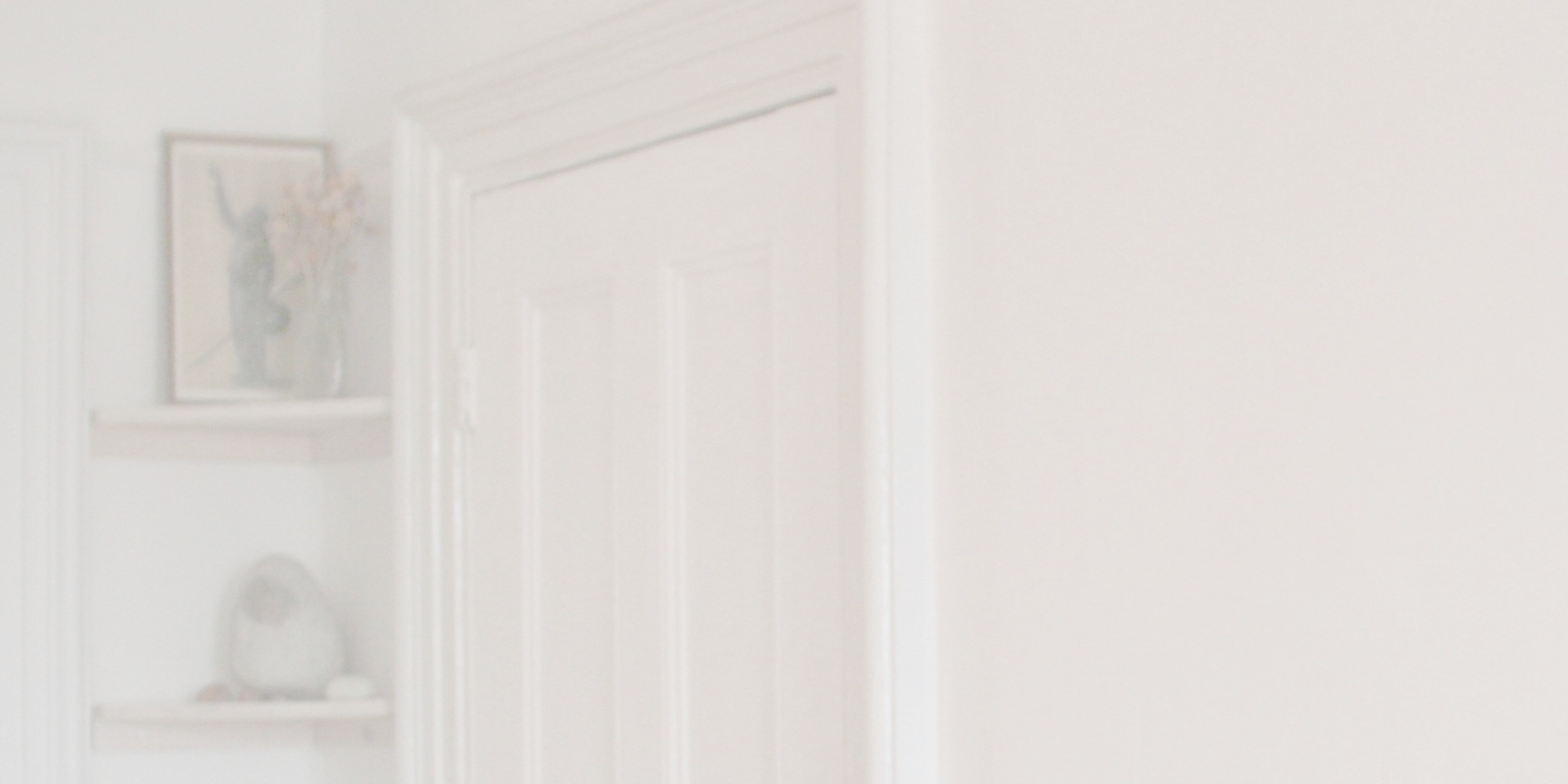 corner shelves_8.JPG