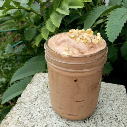 How to Make Smoothies And Frozen Desserts Efficiently: Quick Tips