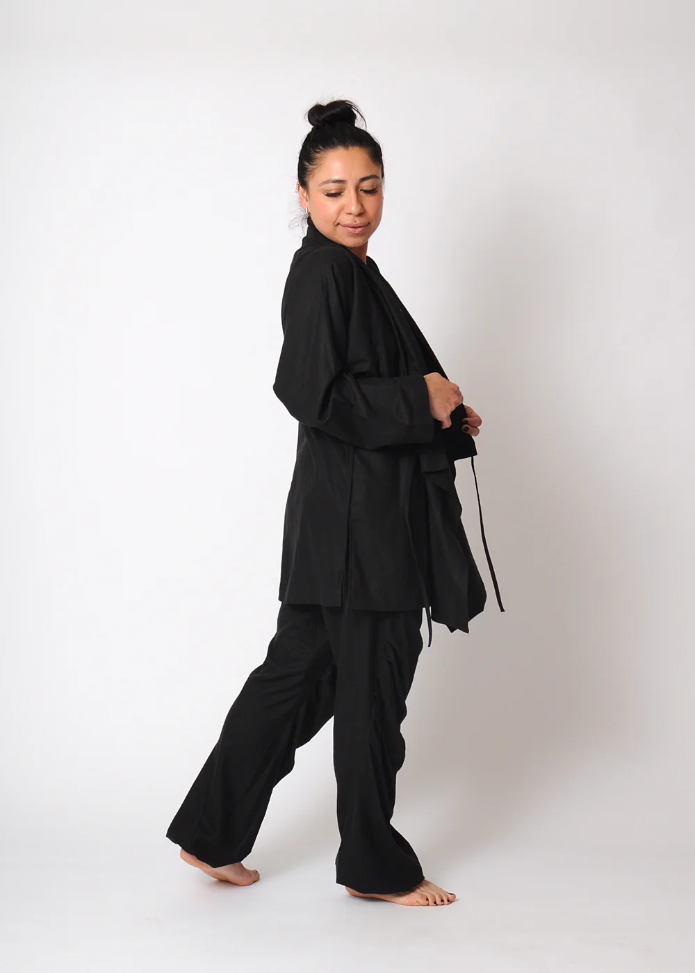 ilmu_tao_suit_side_web.jpg