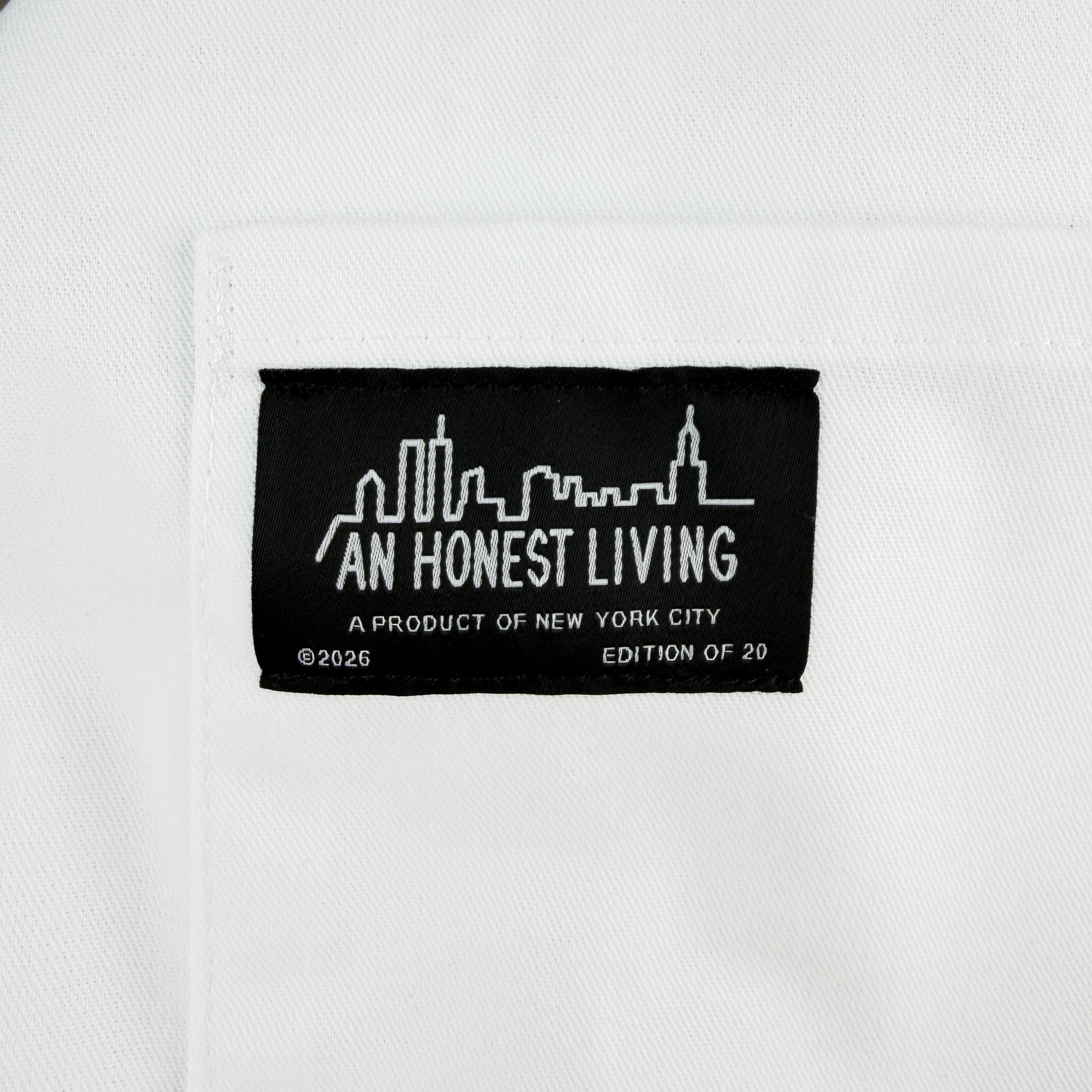 02-Apron-Detail-2.png