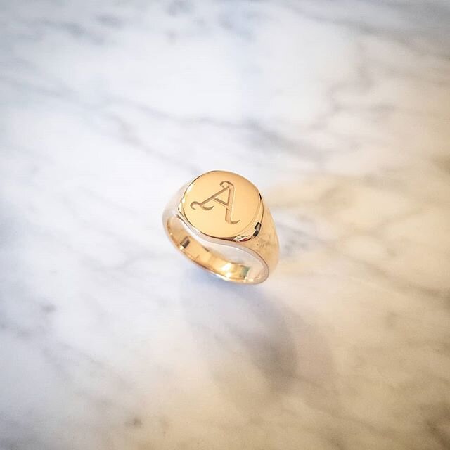 A classic initial signet in Gold plated silver for the gorgeous @azlinahh 
Custom designed and engraved  to order ! ✒
.
.
.
.
.
#signetring #intialring #goldring #australianmade #customjewellery #jewelerygram #showmeyourrings #everydayfashion #afford