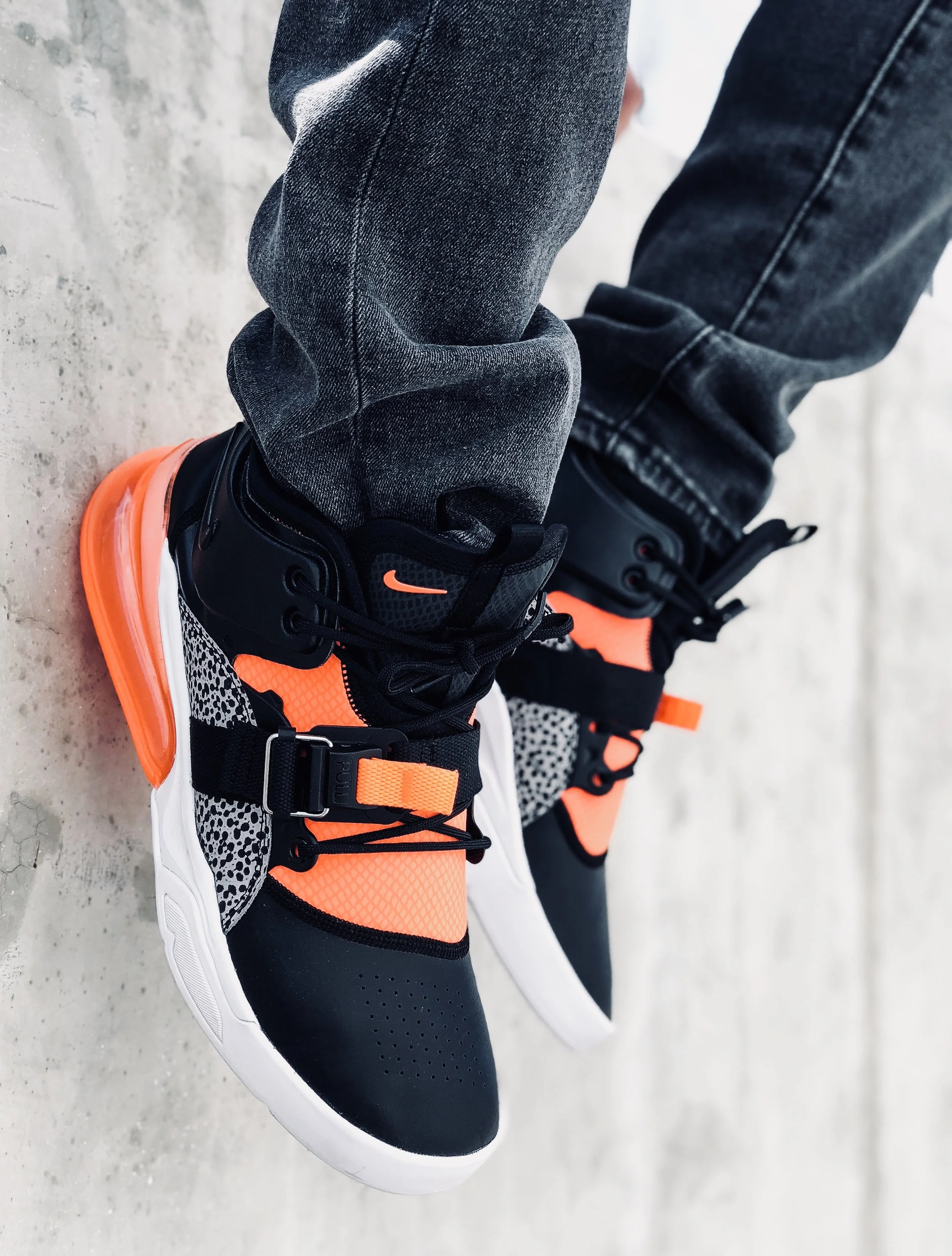 air force 270 utility on feet