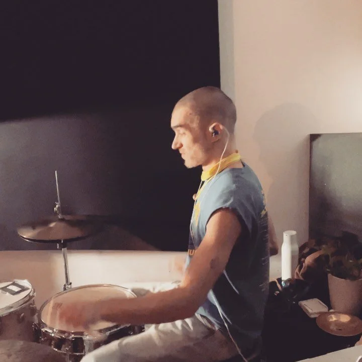 Left-handed practice sesh #9. One of the biggest takeaways so far from shifting my reality to a left-handed orientation has been the striking reminder of how cognitively overwhelming almost every task is at the very beginning. Although I&rsquo;ve bee
