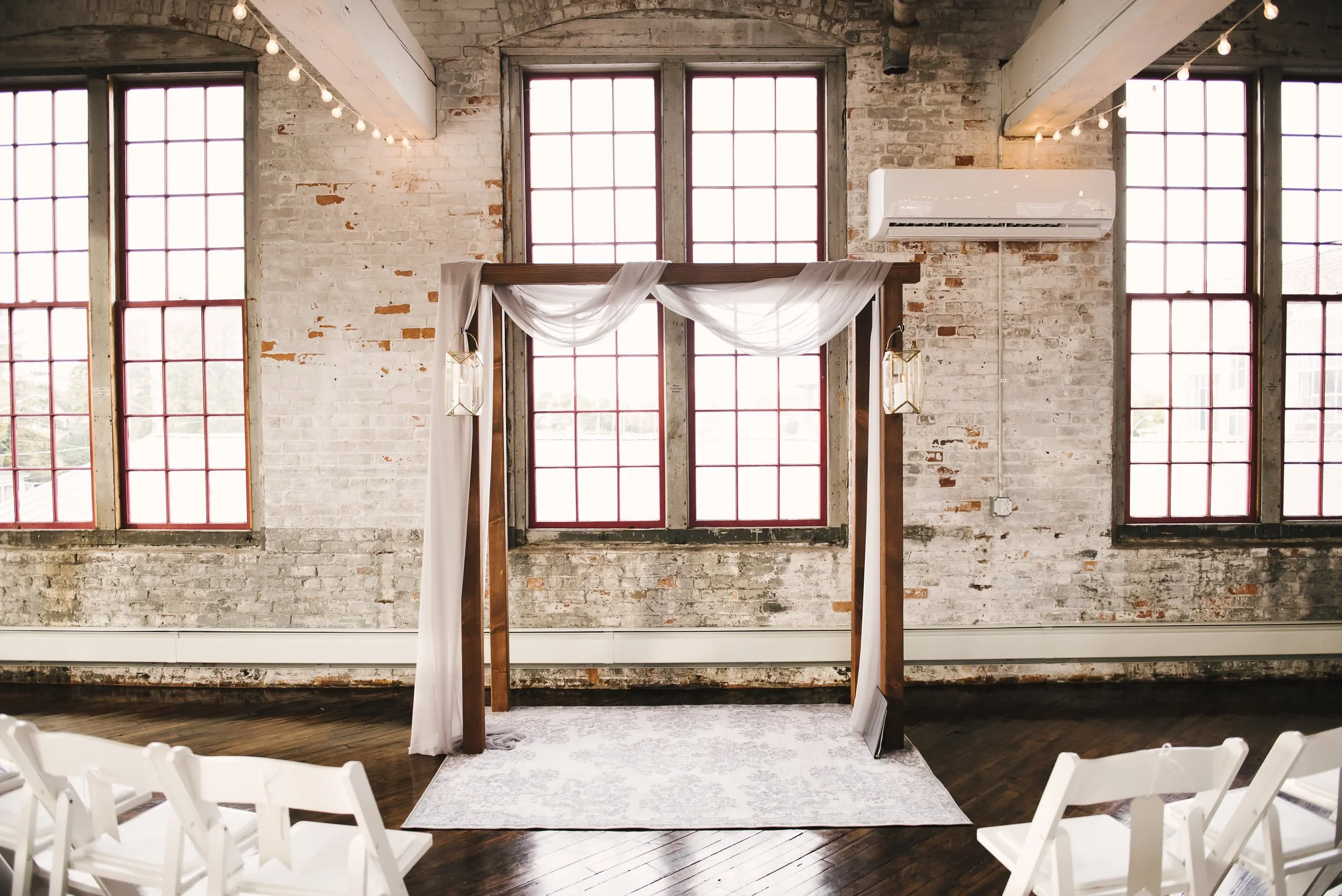 Photo by Martha Swann Photography .