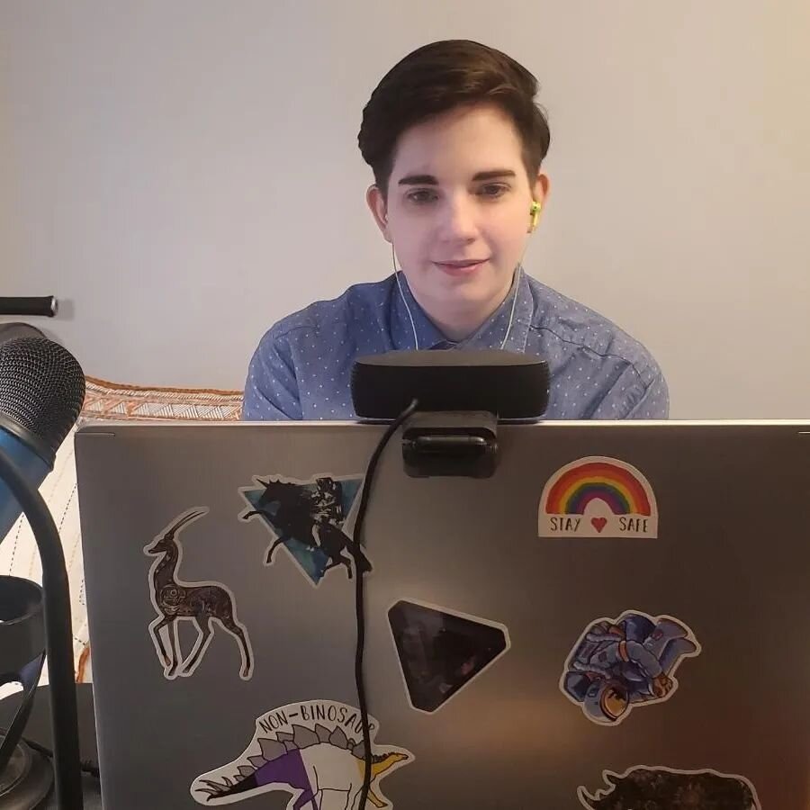 Had an amazing time with the performance of You and Me, Honeybee by Kat Iossa last night. First time doing a virtual performance. Very unique and fun experience. Thanks to Emmy Weissman for the wonderful directing. #acting #actorslife #zoomperformanc