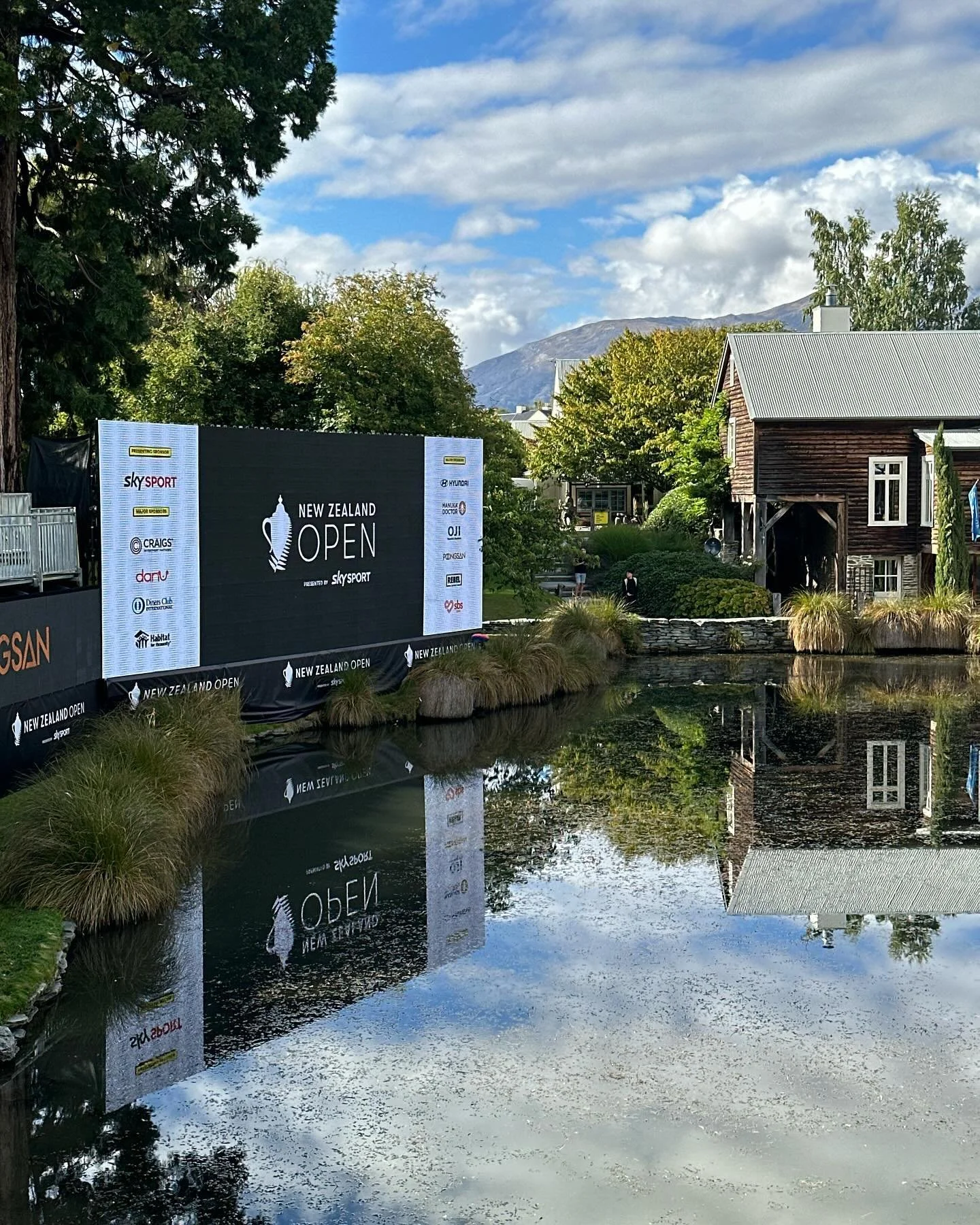 Always such a pleasure to be apart of the @nzgolfopen 
@millbrookresort puts on such a fantastic event! 

#theborrowedbotanicals#queenstown#planthire#indoorplanthire#queenstowneventsdecor#queenstownevents#queenstowneventstyling#nzgolfopen#milbrookres