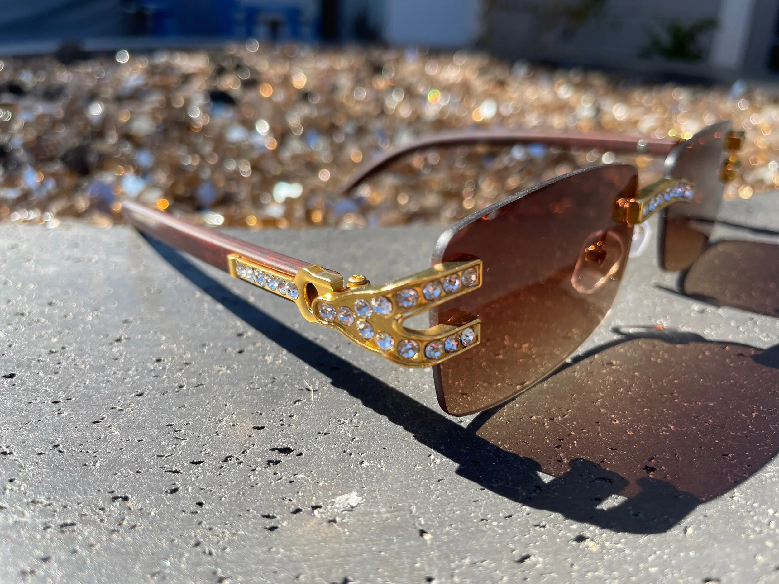 D5037578-8D19-430D-AF1A-380D7FF5B148