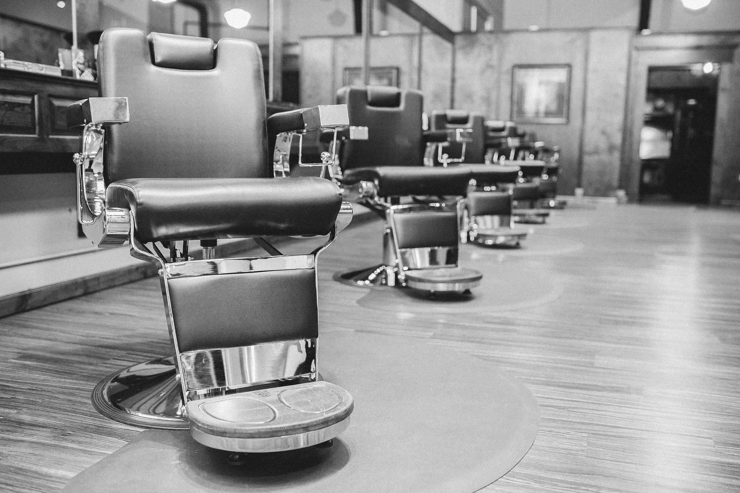FRANKS GENTLEMENS SALON-5.jpg