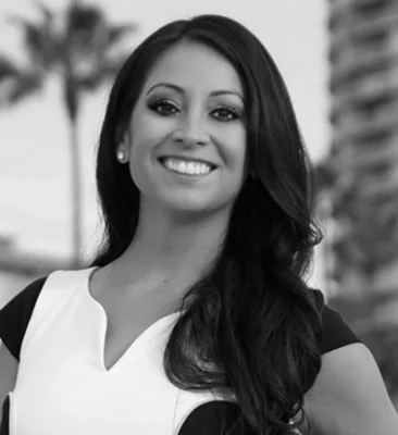 Erika Crespo - b&wcrop.jpg