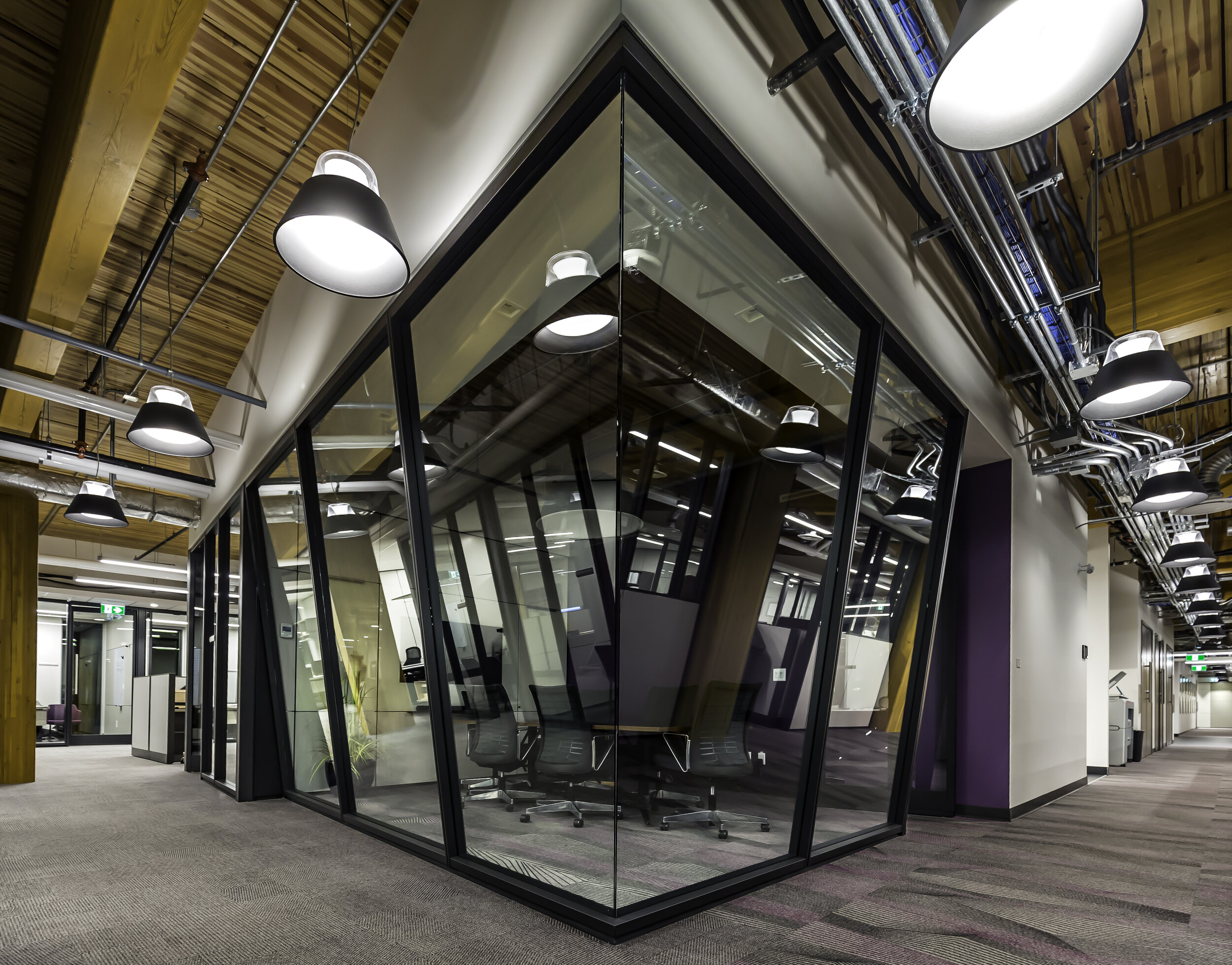 021A9116 Synergy Glass Office 2019.jpg