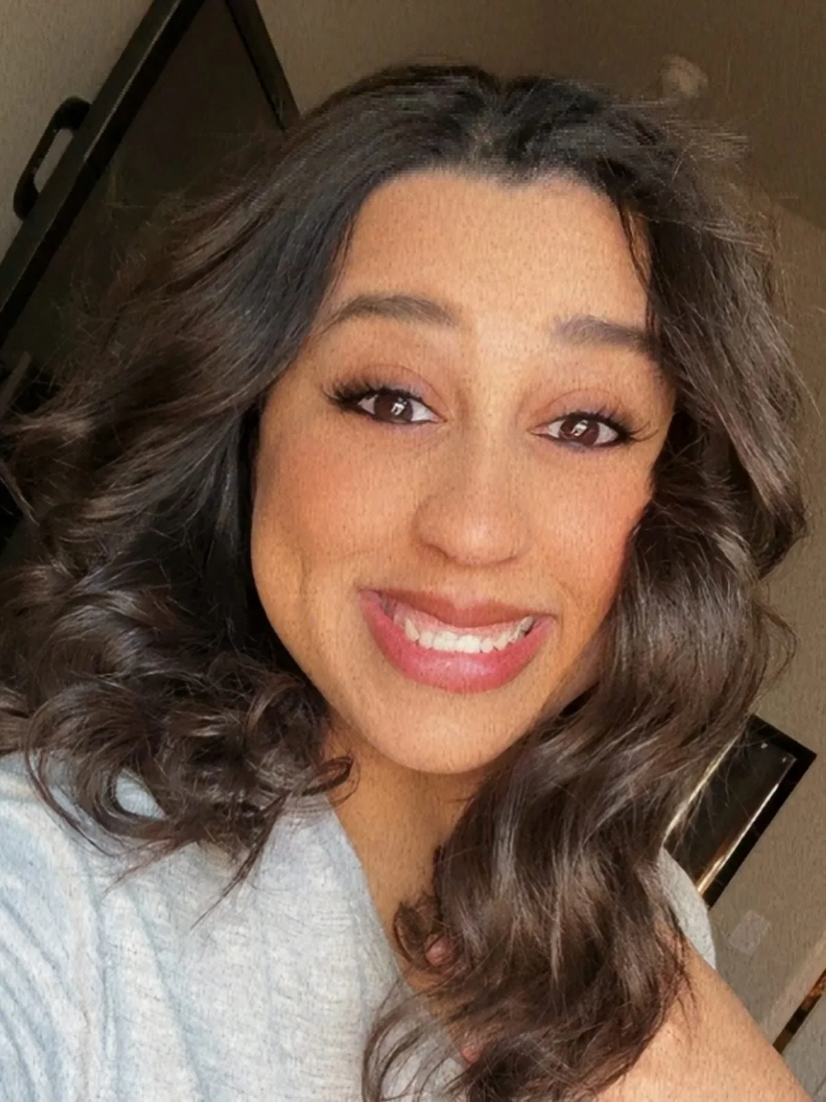 Well, we can&rsquo;t keep it under wraps anymore&hellip;
Our sweet Deja Campbell has officially joined the R&amp;R Events team!

Deja has been assisting us over the last few years as a wedding coordinator. We have enjoyed having her around so much we