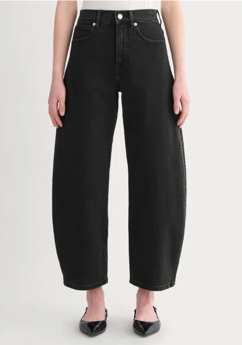 SPECIAL SERIES: The Secret to the "Cool Girl" Silhouette: Mastering Barrel, Balloon, and Architectural Pants- Part 1