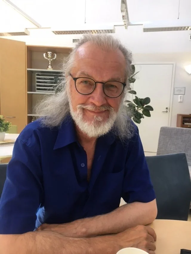 Lasse Heikkilä: Nostakaa päänne!