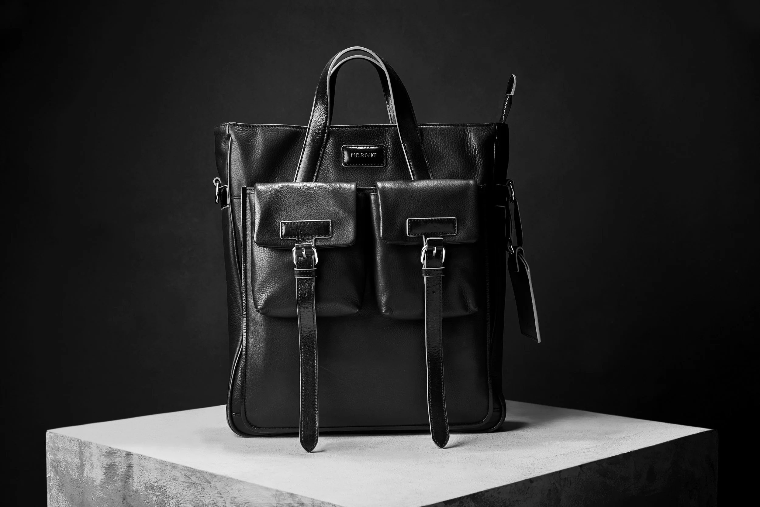 MESSENGER-BAG-2-4767_BW.jpg