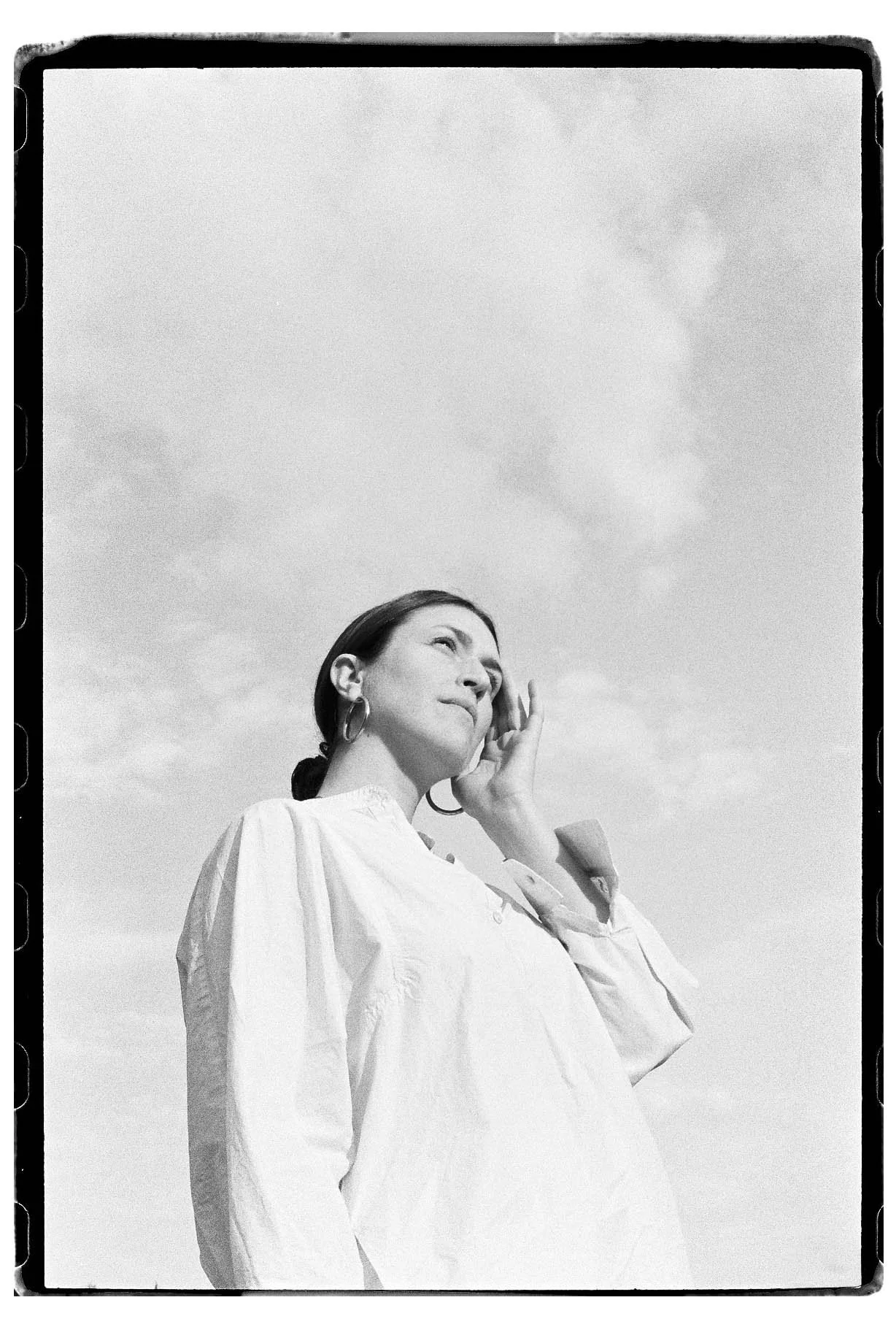 2025-05-03_PHOTOGRAPHY_GabrielleAnand_Analogue_R1-05940-0012_AvecMarges.jpg