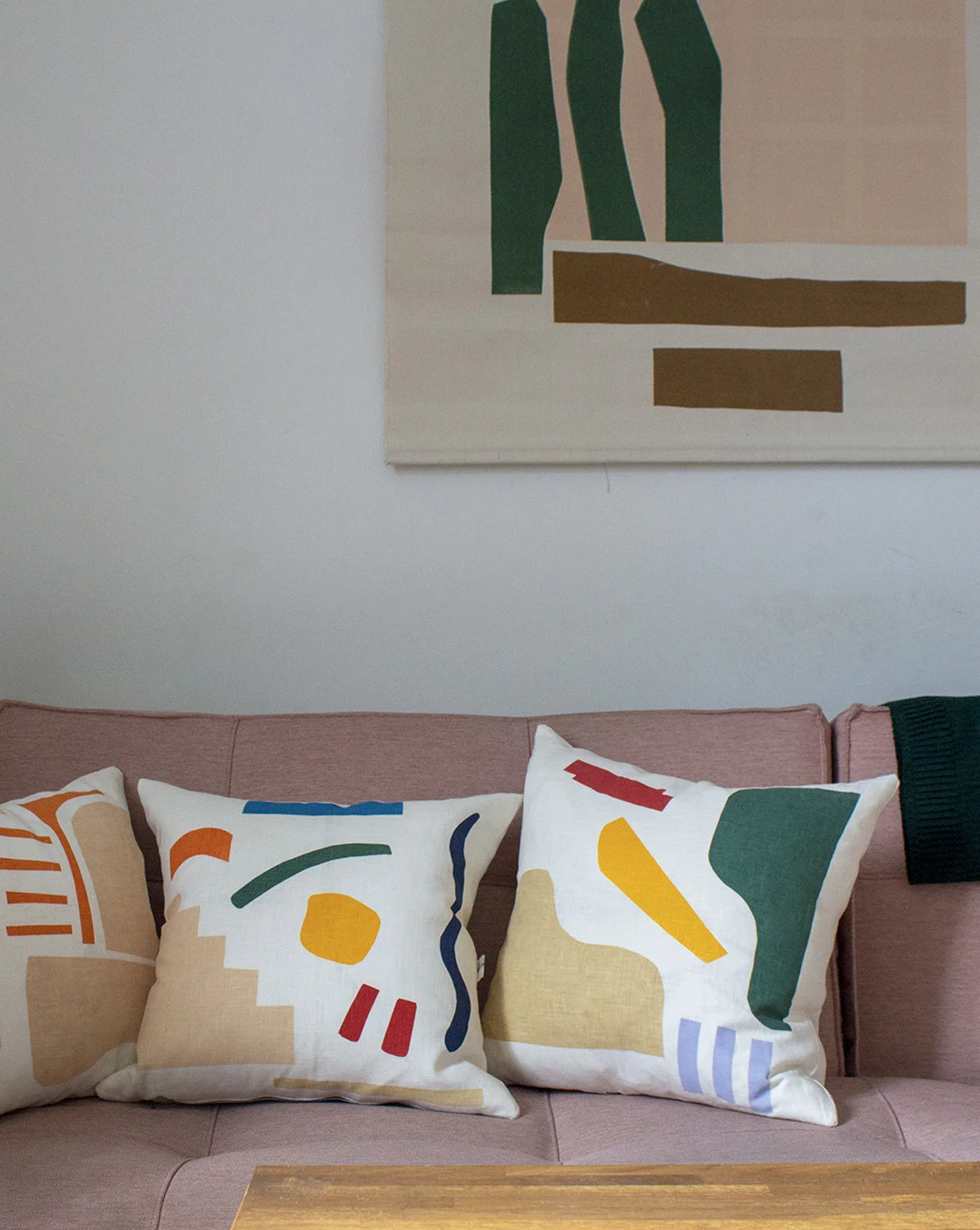 TEXKJP-WinnieCushion3.jpg