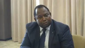 EAZ Warns on Eurobond Repayment