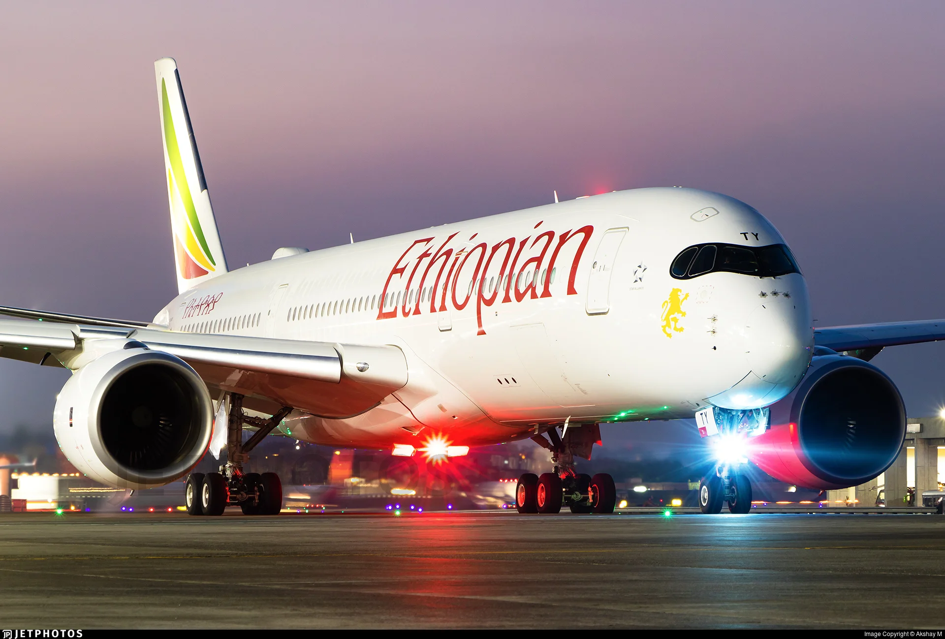 Ethiopian Airlines: Boeing 737 crashes on way to Kenya