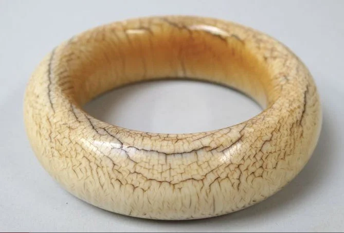 Kenyan Authorities Arrest a Zambia Woman for Wearing an Ivory Bangle