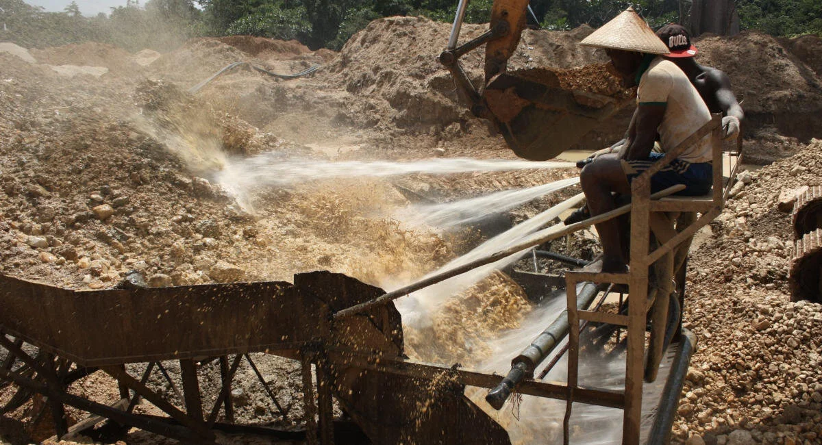 Zambia Buys Artisanal Gold To Formalise Unregulated Mining