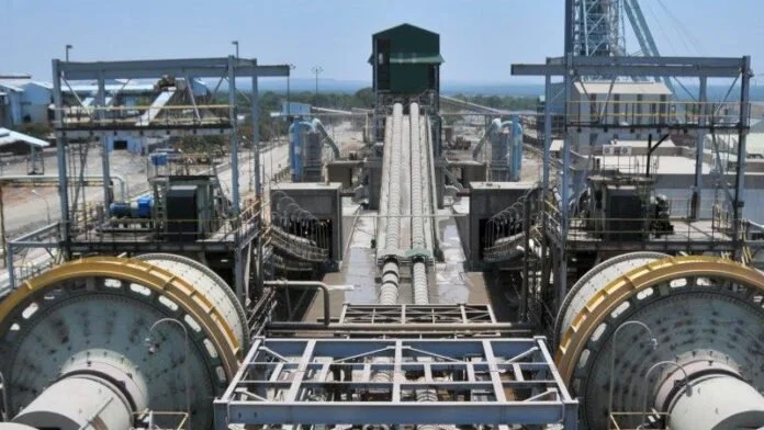 Miners and Contractors Protest Against Corruption of KCM 