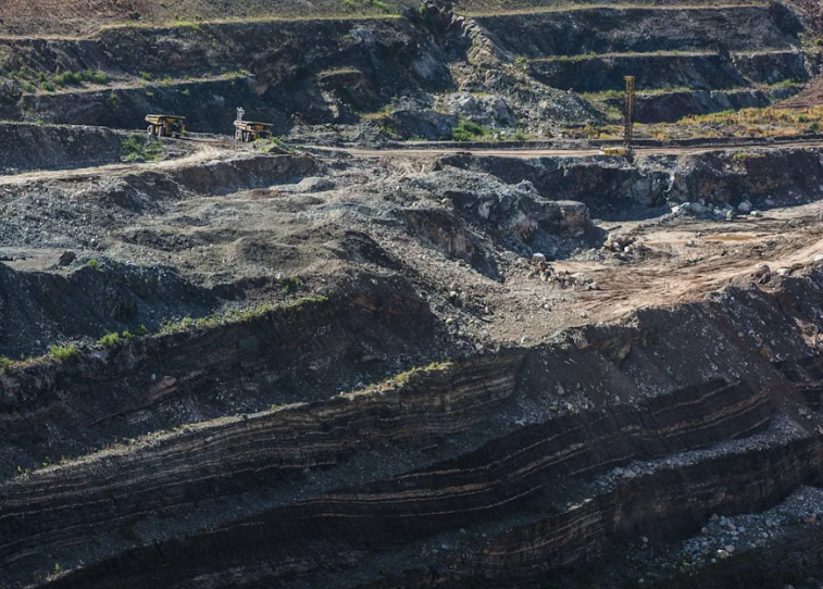 Government Shuts Seized Copper Mine as Prices Soar