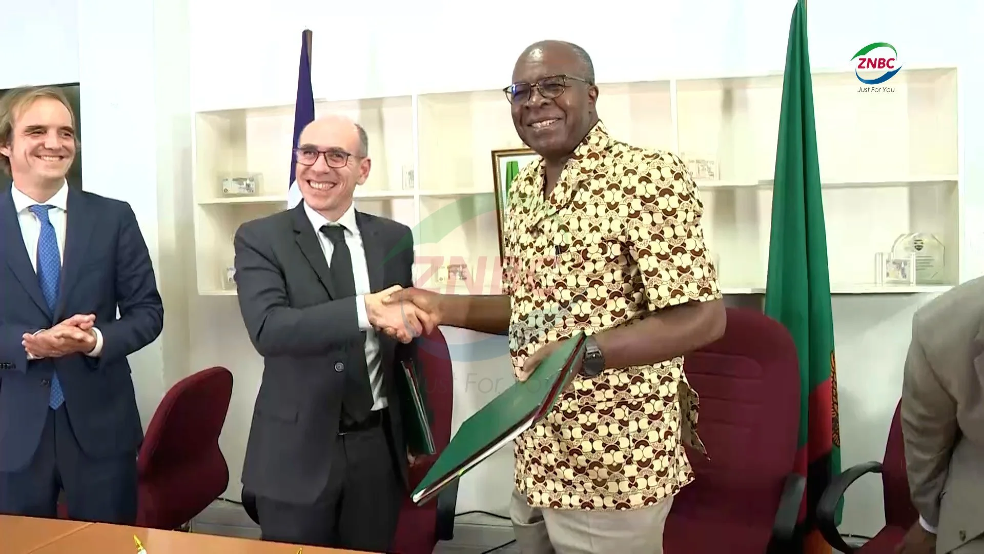 Zambia and France Sign Landmark Debt Restructuring Agreement 